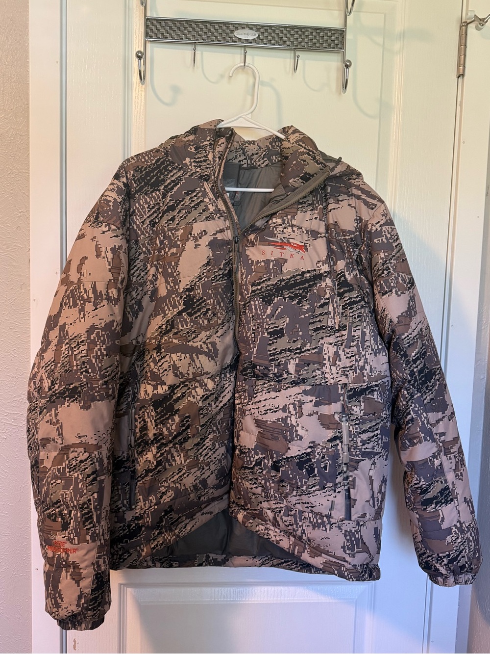 Sitka Insulated Camo Jacket in Tan/Gray